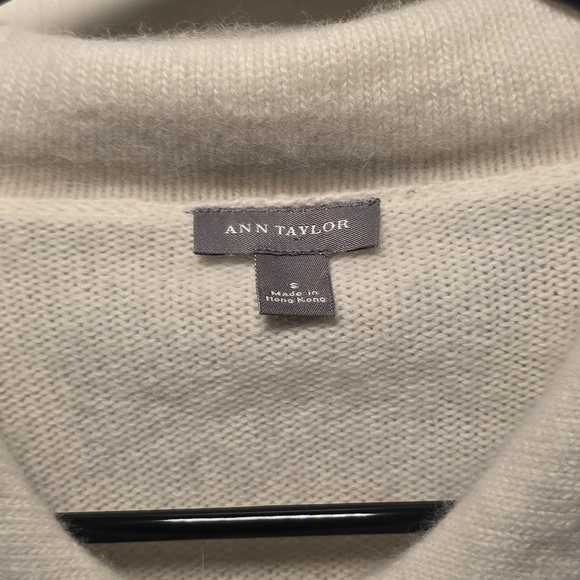 Angora rabbit hair blend Ann Taylor Cardigan - Picture 2 of 4